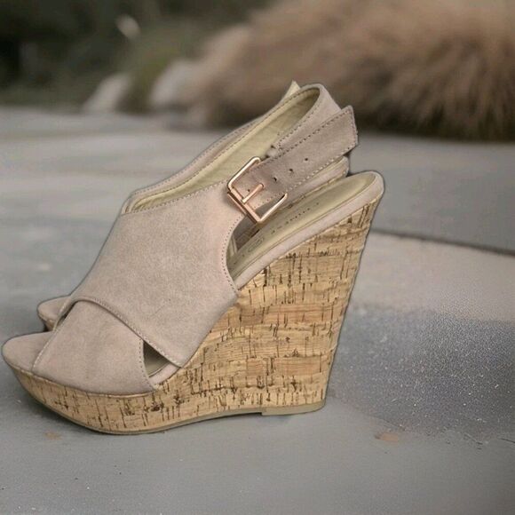 Chinese Laundry Myya Camel Micro Suede Wedge Sandals Women's Size 8 - Picture 1 of 7